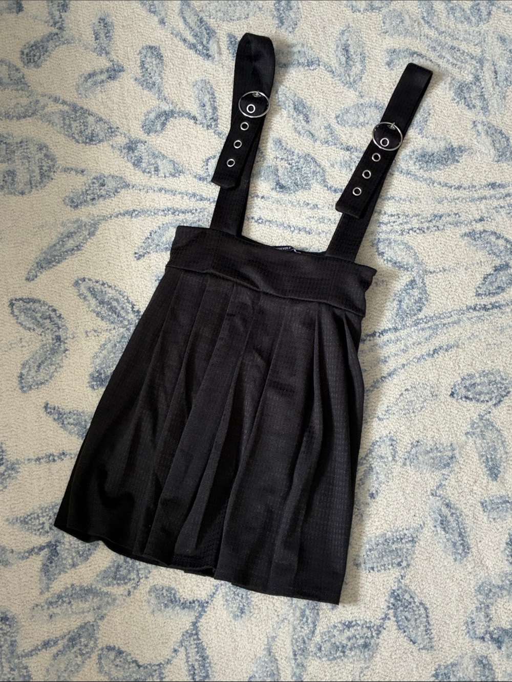 Forever 21 Black Pleated Suspender Pinafore Dress —- Size Small
